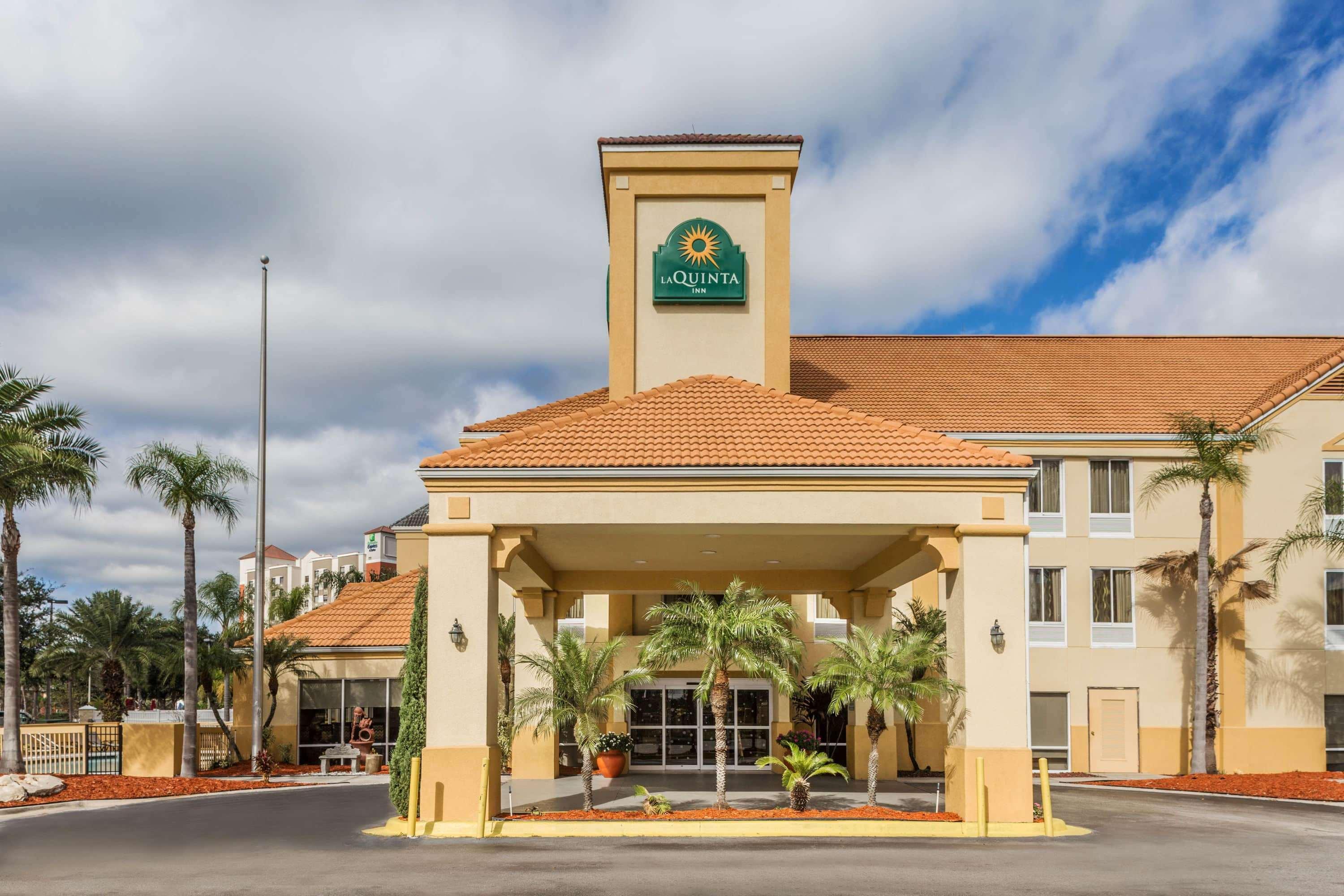 La Quinta By Wyndham Orlando Universal Area - Free Shuttle To Universal Exterior foto