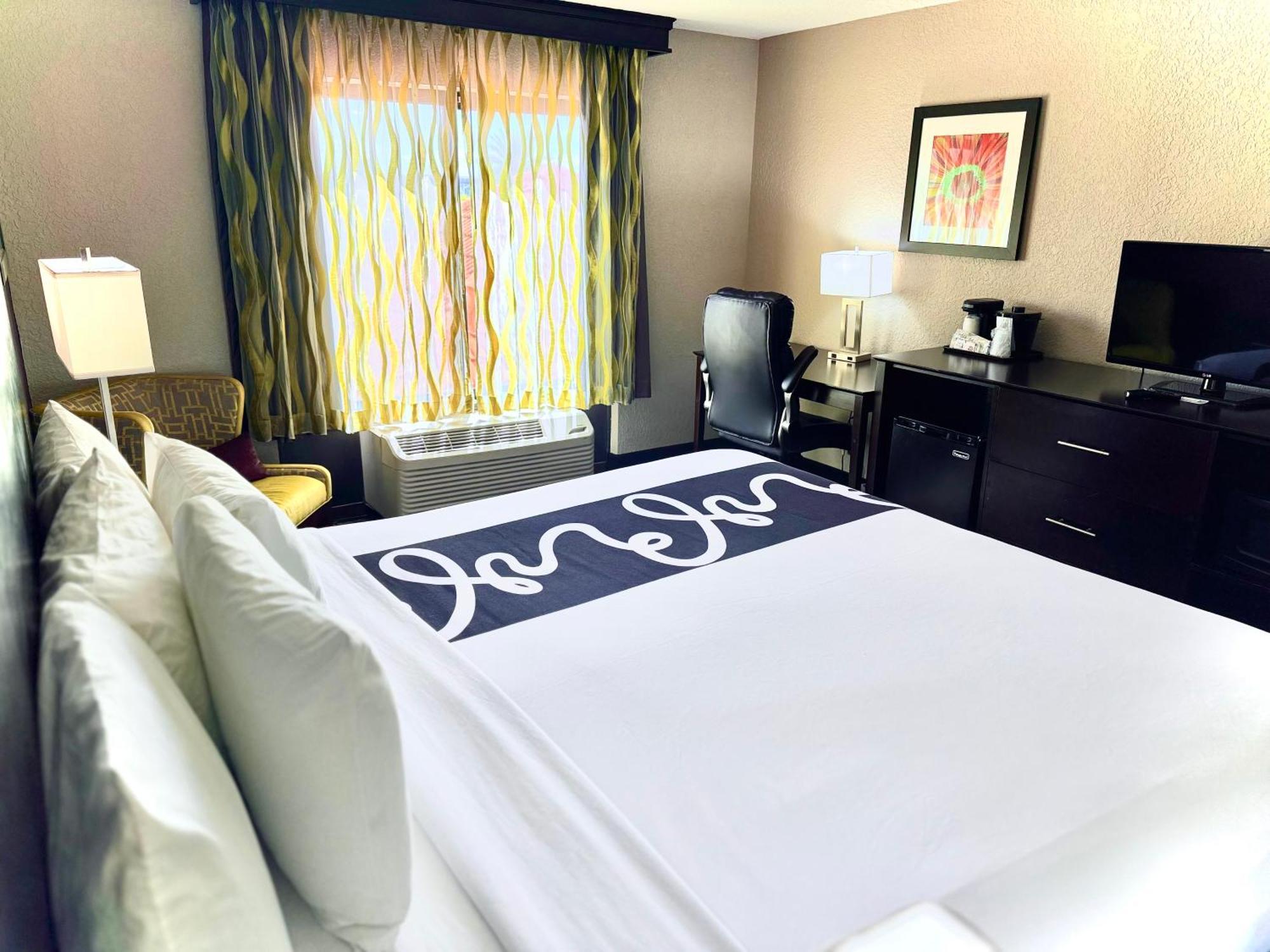 La Quinta By Wyndham Orlando Universal Area - Free Shuttle To Universal Exterior foto