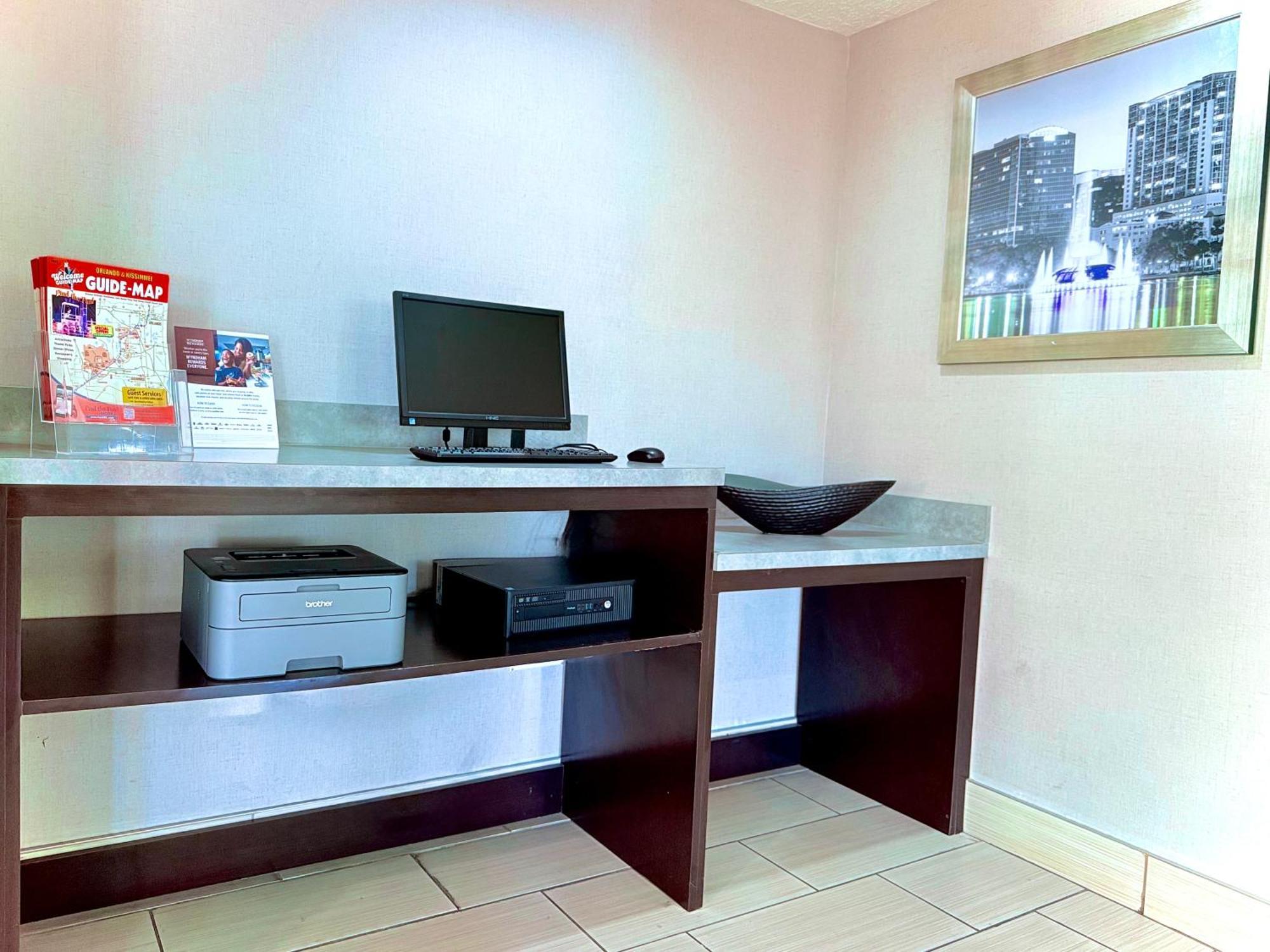 La Quinta By Wyndham Orlando Universal Area - Free Shuttle To Universal Exterior foto